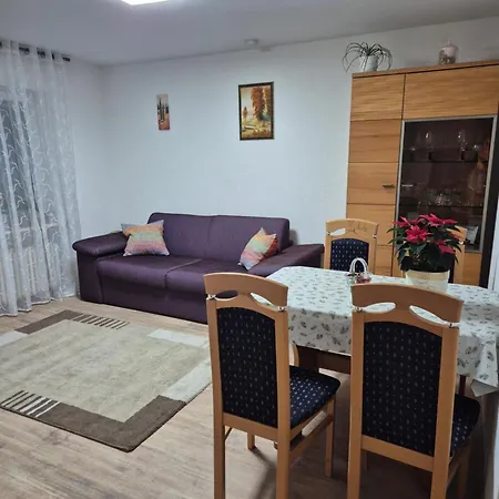 Olgas Bahnhofstrasse 13 G Apartment Saarburg